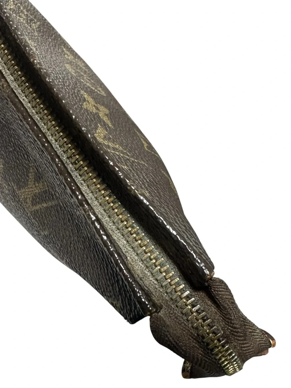 Louis Vuitton Monogram Leather Vintage 1980’s Toiletry 26 Clutch Bag